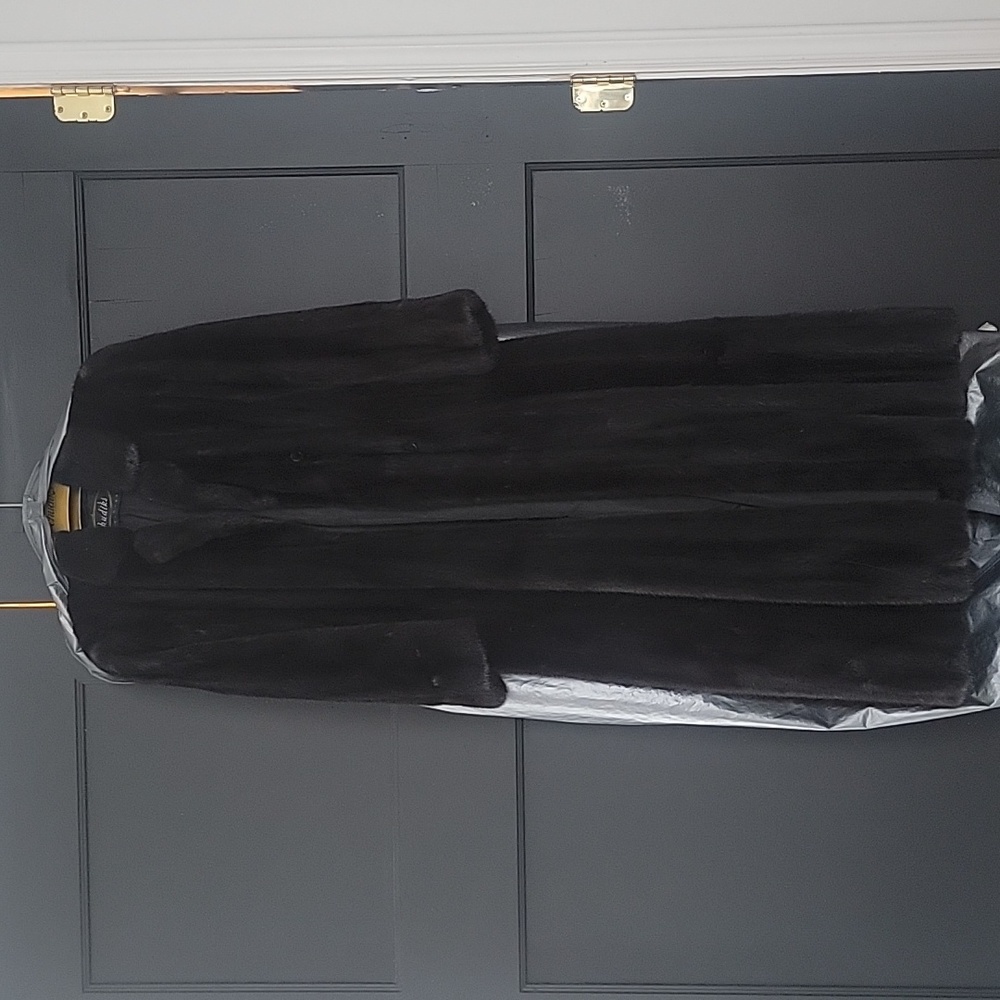 Full length Mink Coat (Full papers) - Picture 9 of 15
